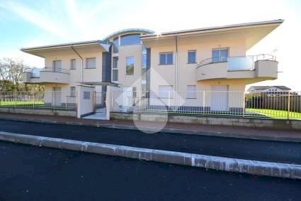 Trilocale Via Alzaia Canale Villoresi, Sedriano - foto 1