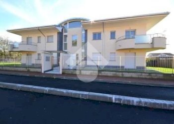 Trilocale Via Alzaia Canale Villoresi, Sedriano - foto 1