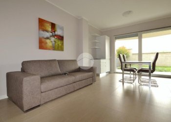 Trilocale Via Alzaia Canale Villoresi, Sedriano - foto 1