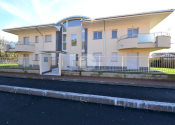 Trilocale Via Alzaia Canale Villoresi, Sedriano - foto 19