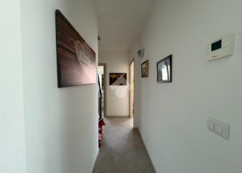 Four-room apartment Via di Mezzo, Strambino - photo 8