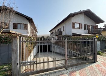 Four-room apartment Via di Mezzo, Strambino - photo 24