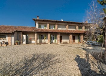 Casa indipendente Strada Vottignasco, 31, frazione Levaldigi, Savigliano - foto 1