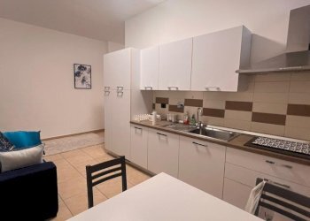 Trilocale Asti - foto 11