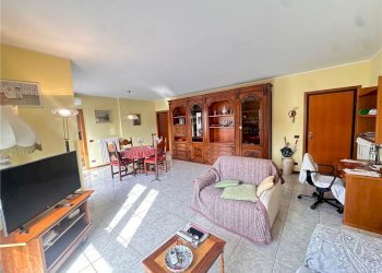 Trilocale VIA TURATI 7A, Erba - foto 2