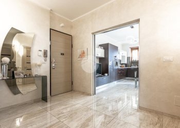 Three-room apartment Via Fabio Filzi, Collegno - photo 2