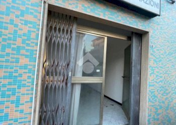 Negozio Via Dei Conradi, Albisola Superiore - foto 5