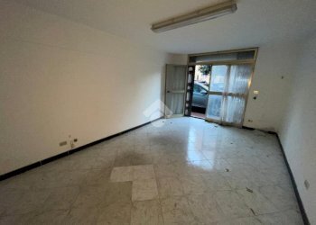 Negozio Via Dei Conradi, Albisola Superiore - foto 8