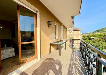 Three-room apartment Via S. Lazzaro, Andora - photo 3