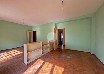 Appartamento Via Montebello, Pinerolo - foto 5