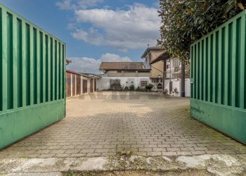 Casa indipendente Via Montenero, 22 
 Trino, Trino - foto 3