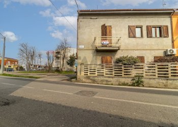 Casa indipendente Via Montenero, 22 
 Trino, Trino - foto 88