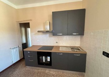 Bilocale Genova (zona Sampierdarena) - foto 2