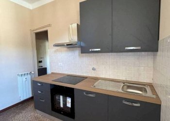 Bilocale Genova (zona Sampierdarena) - foto 3