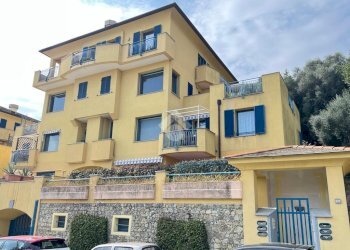 Appartamento Via Terralba, Arenzano - foto 1