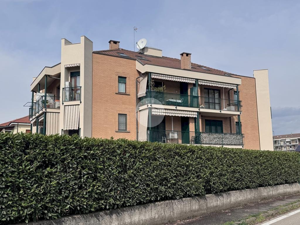 Four-room apartment Via Quintino Sella, Orbassano - photo 1