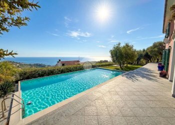 Villa Strada del Colle, Imperia - photo 2