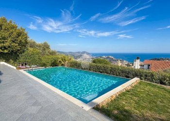 Villa Strada del Colle, Imperia - photo 6