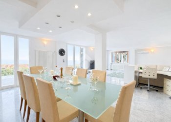 Villa Strada del Colle, Imperia - photo 25