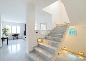 Villa Strada del Colle, Imperia - photo 35