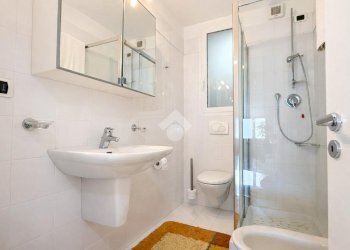 Villa Strada del Colle, Imperia - photo 42