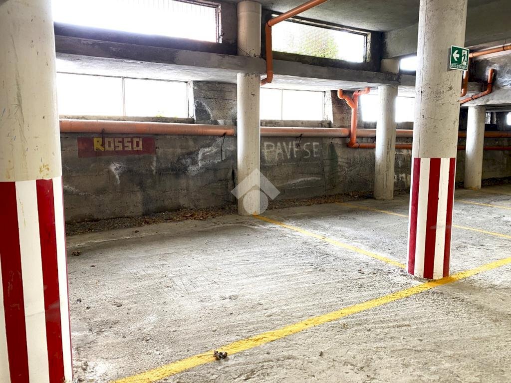 Posto Auto Via Bonfante, Cipressa - foto 1