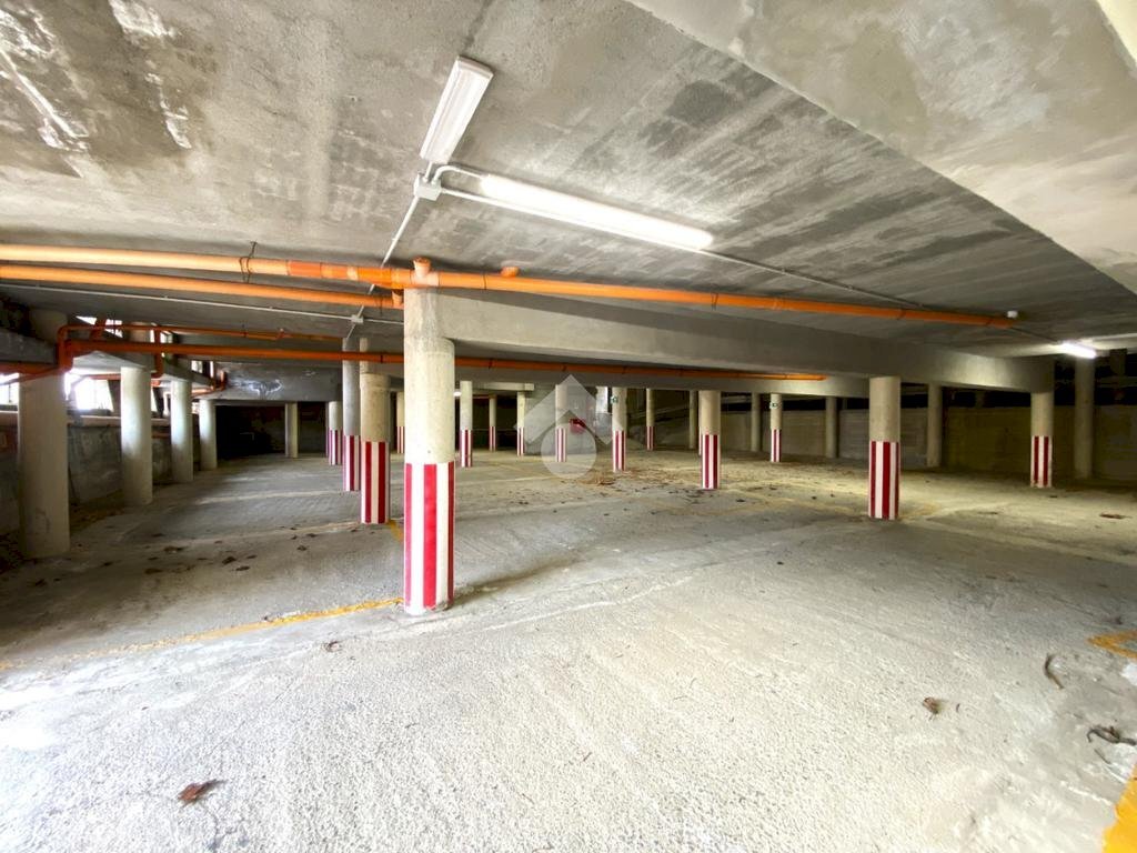 Posto Auto Via Bonfante, Cipressa - foto 3