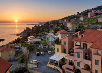 Posto Auto Via Bonfante, Cipressa - foto 16