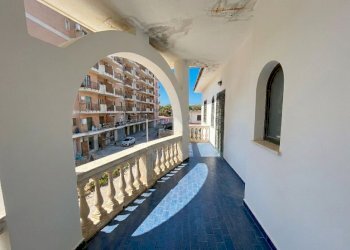 Independent house Castel Volturno - photo 3