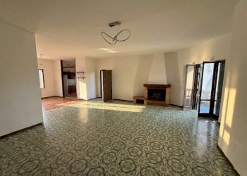 Independent house Castel Volturno - photo 4