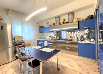 Three-room apartment Via Montefeltro, Vallefoglia - photo 1