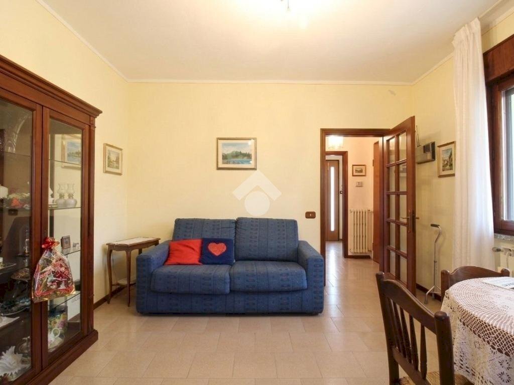 Independent house Viale Antonio Gramsci, Mirandola - photo 3