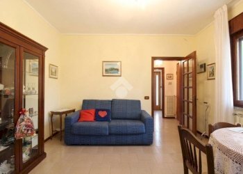 Independent house Viale Antonio Gramsci, Mirandola - photo 3