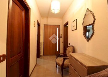 Independent house Viale Antonio Gramsci, Mirandola - photo 4