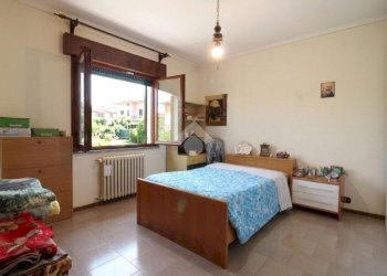 Independent house Viale Antonio Gramsci, Mirandola - photo 7