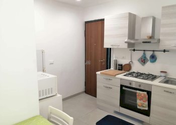 Two-room apartment Genova (neighborhood Pegli) - photo 1