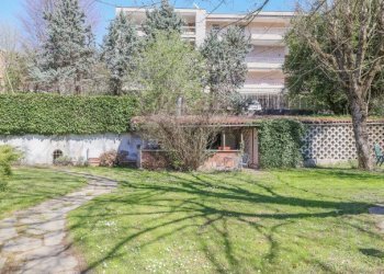 Semi-detached Villa Pecetto Torinese - photo 30