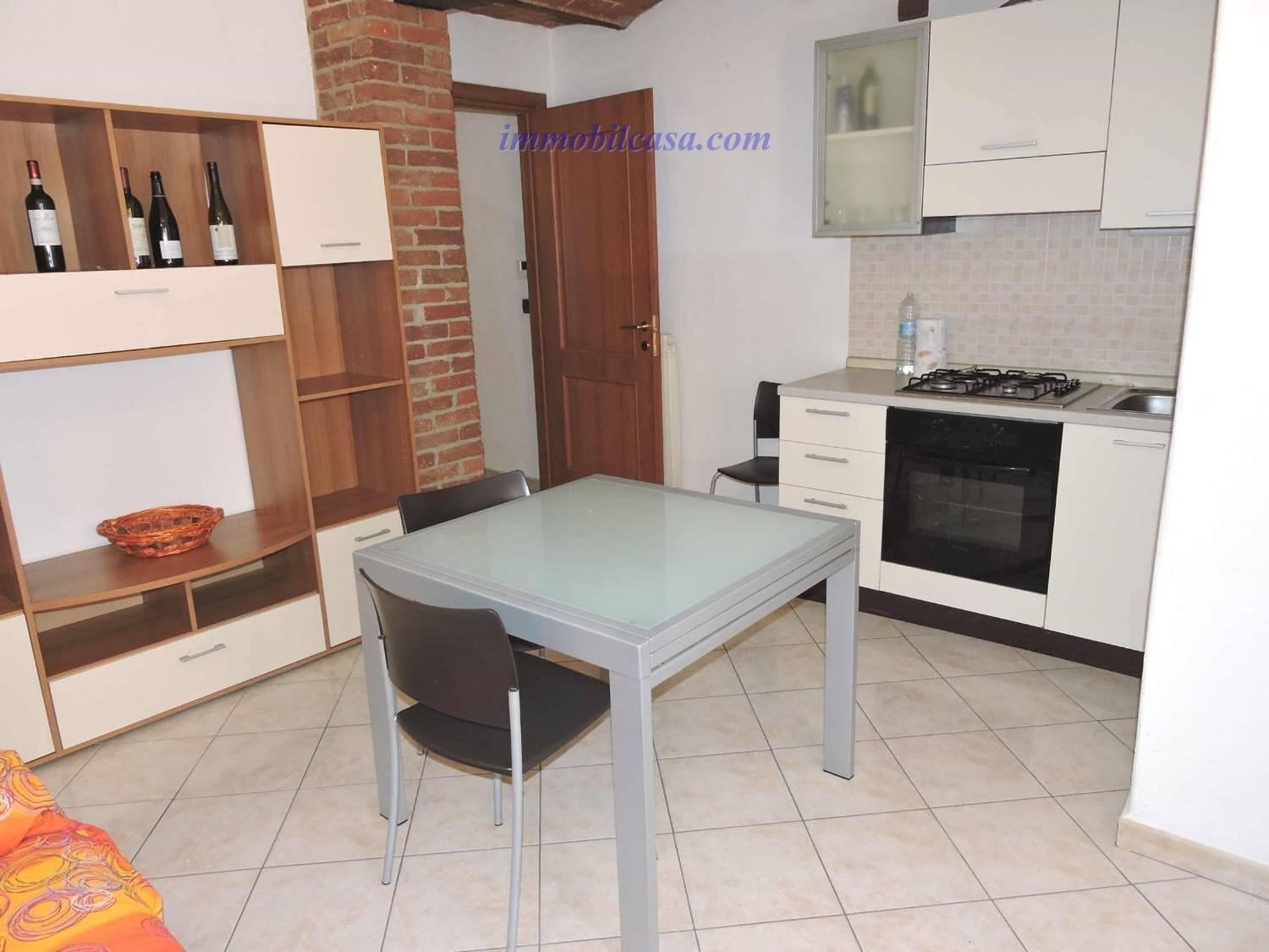 Two-room apartment Cuneo Manfredi di Luserna, Cuneo (neighborhood Centro Storico) - photo 2