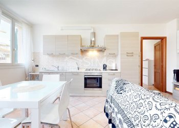 Two-room apartment Cento - photo 1