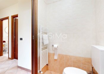 Two-room apartment Cento - photo 18