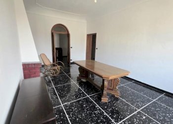 Appartamento Savona (zona Centro) - foto 4