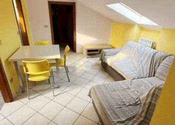 Two-room apartment Via Circonvallazione, Ivrea - photo 2