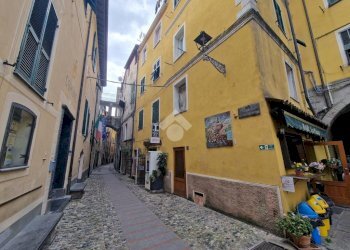 Attività Commerciale Tabacchino Via Marco Bianci, Badalucco - foto 1