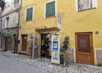 Attività Commerciale Tabacchino Via Marco Bianci, Badalucco - foto 5