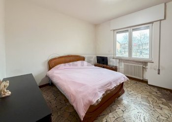 camera da letto - Trilocale Via F. Filzi, Creazzo - foto 7