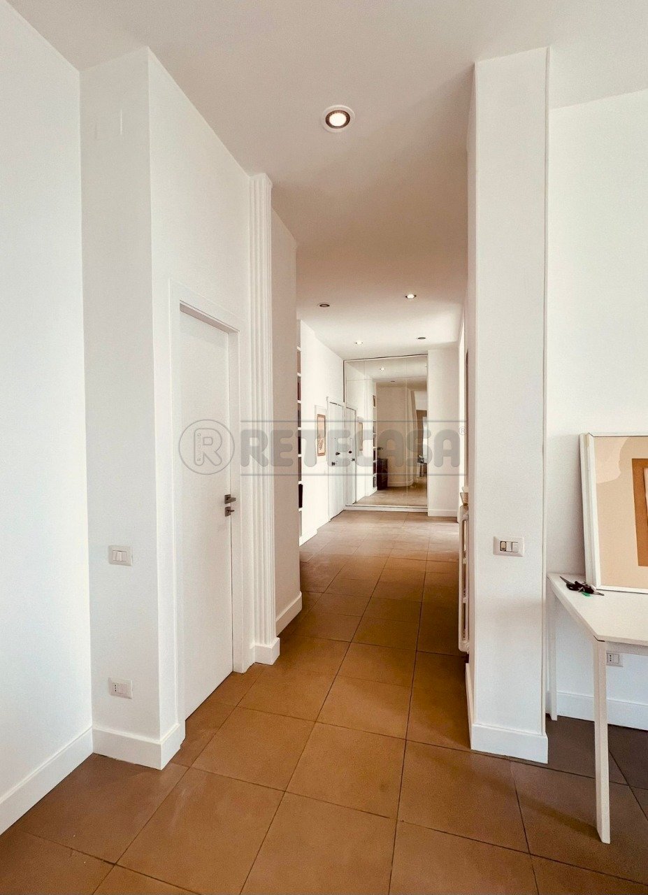 WhatsApp Image 2026-03-09 at 11.41.02.jpeg - Quadrilocale Lungomare Cristoforo Colombo 39, Salerno - foto 3