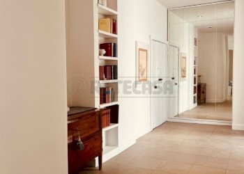 WhatsApp Image 2026-03-09 at 11.41.01 (1).jpeg - Four-room apartment Lungomare Cristoforo Colombo 39, Salerno - photo 2