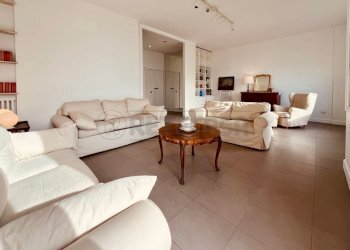 WhatsApp Image 2026-03-09 at 11.40.59.jpeg - Four-room apartment Lungomare Cristoforo Colombo 39, Salerno - photo 7