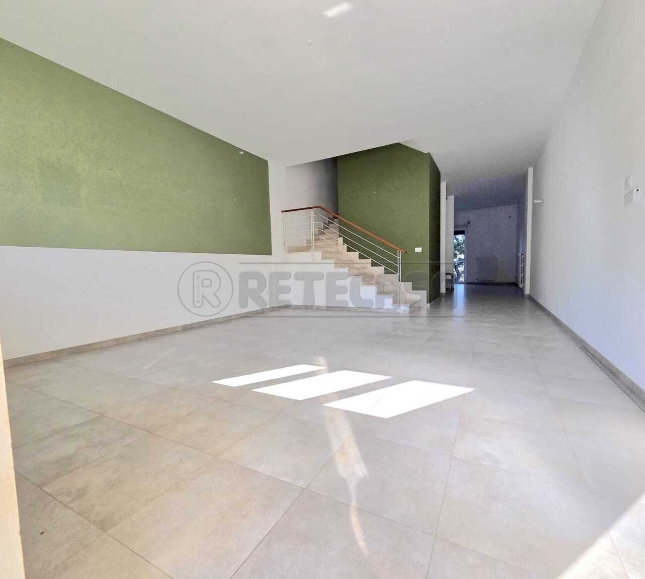 WhatsApp Image 2026-02-26 at 17.22.12 (1).jpeg - Villa Viale Unita d'Italia 66, Molfetta - photo 1