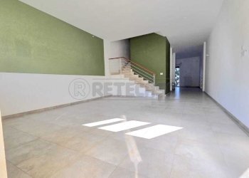 WhatsApp Image 2026-02-26 at 17.22.12 (1).jpeg - Villa Viale Unita d'Italia 66, Molfetta - photo 1